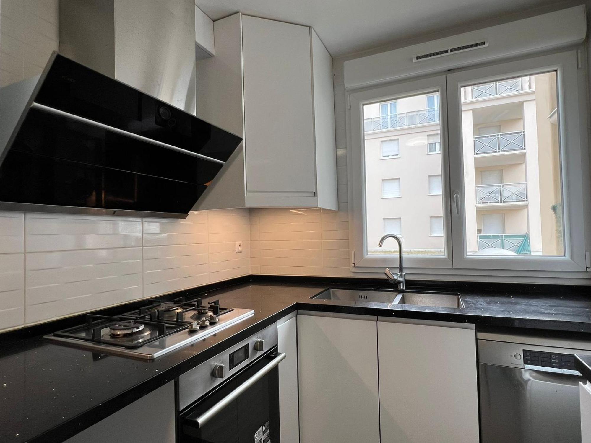 Location 3 Chambres Spacieuses Dans Appartment 2 Mn Rer Bussy Saint Georges Extérieur photo